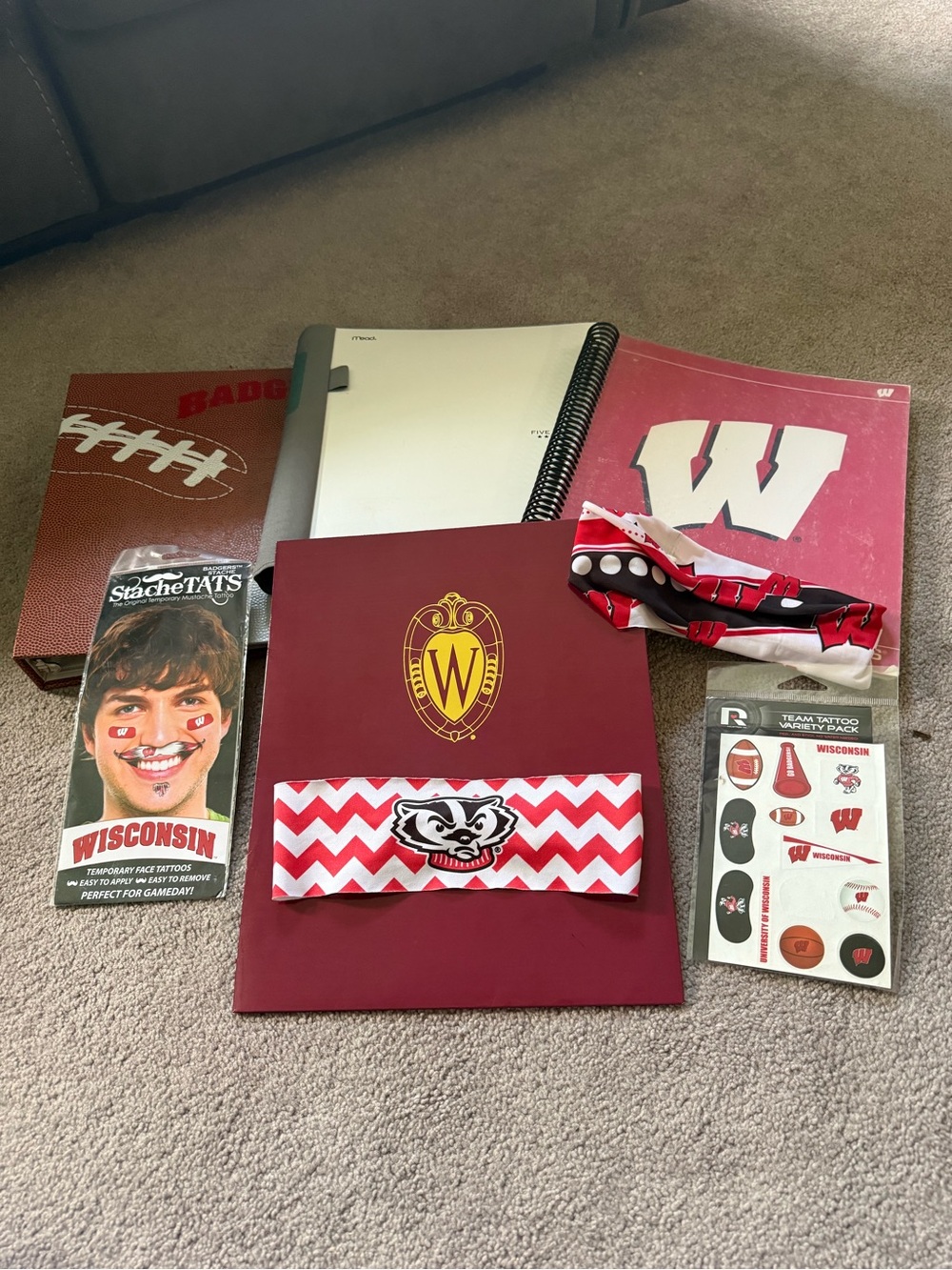 Wisconsin Red and White Notebook & Fan Gear Set
